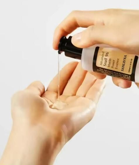 ✨ Snail 96 Mucin Glow Essence — Buy 1 Get 1 FREE🔥